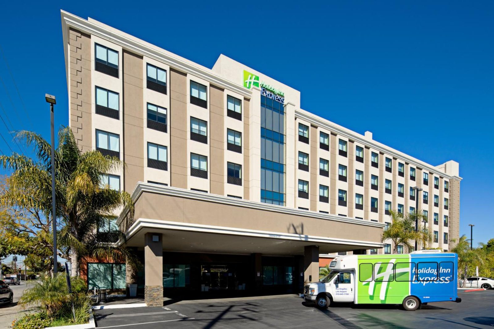 Holiday Inn Express Los Angeles LAX Airport by IHG — photo 2