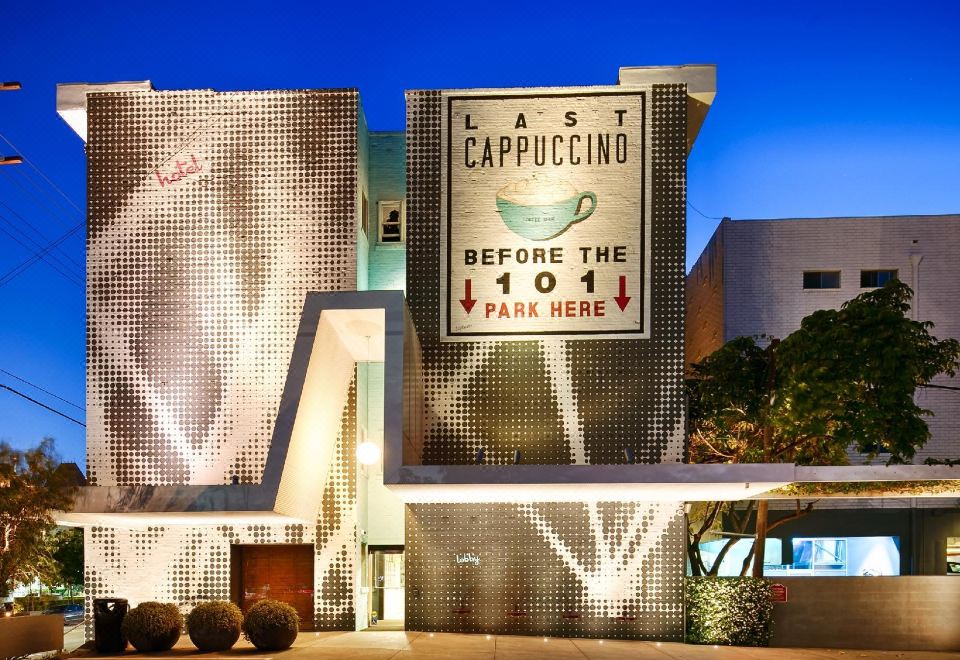 The Hollywood Franklin Hotel near Universal Studios
