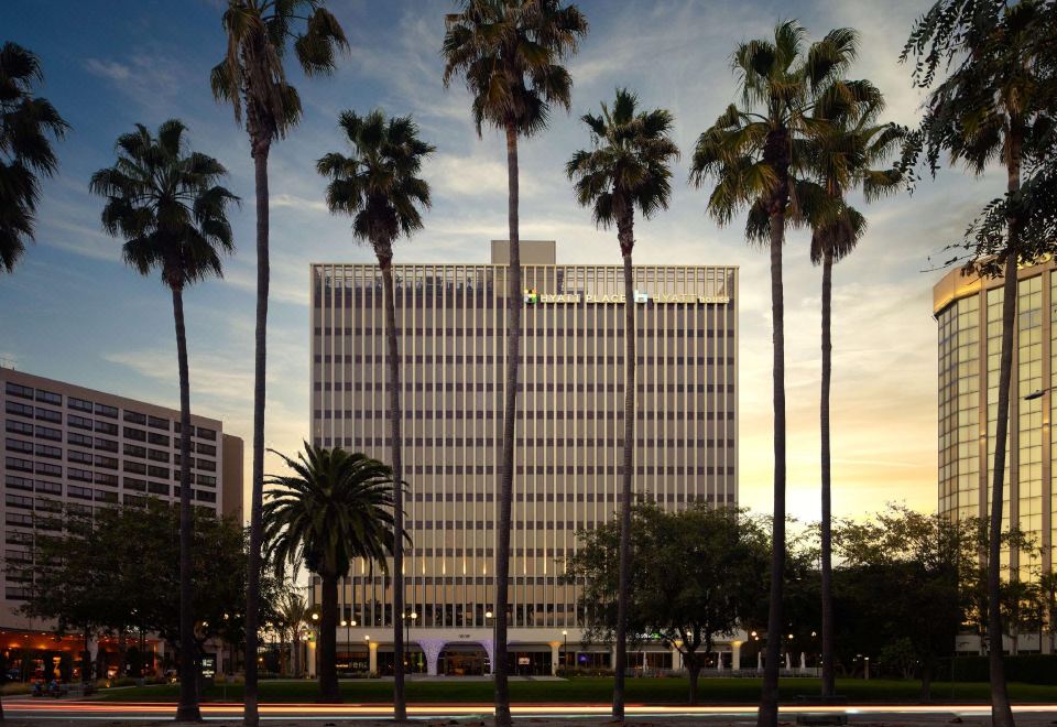 Hyatt House LAX Century Blvd