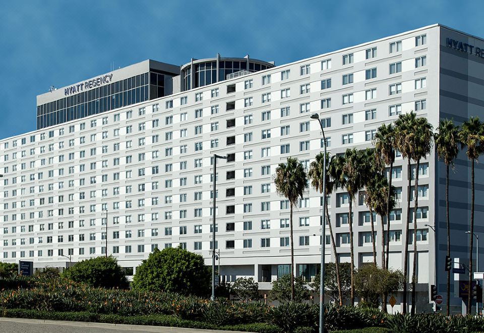 Hyatt Regency Los Angeles International Airport